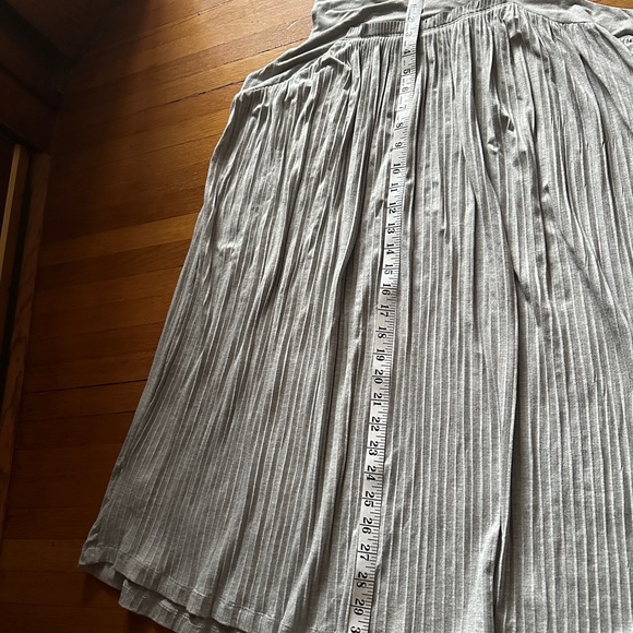 Rinku Dalamal Heather Grey Pleated Swing Dress, Size Large - Picture 3 of 7